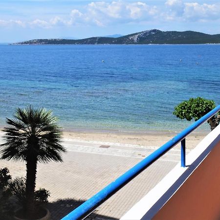 Nea Styra Seafront Apartment With Stunning View Luaran gambar